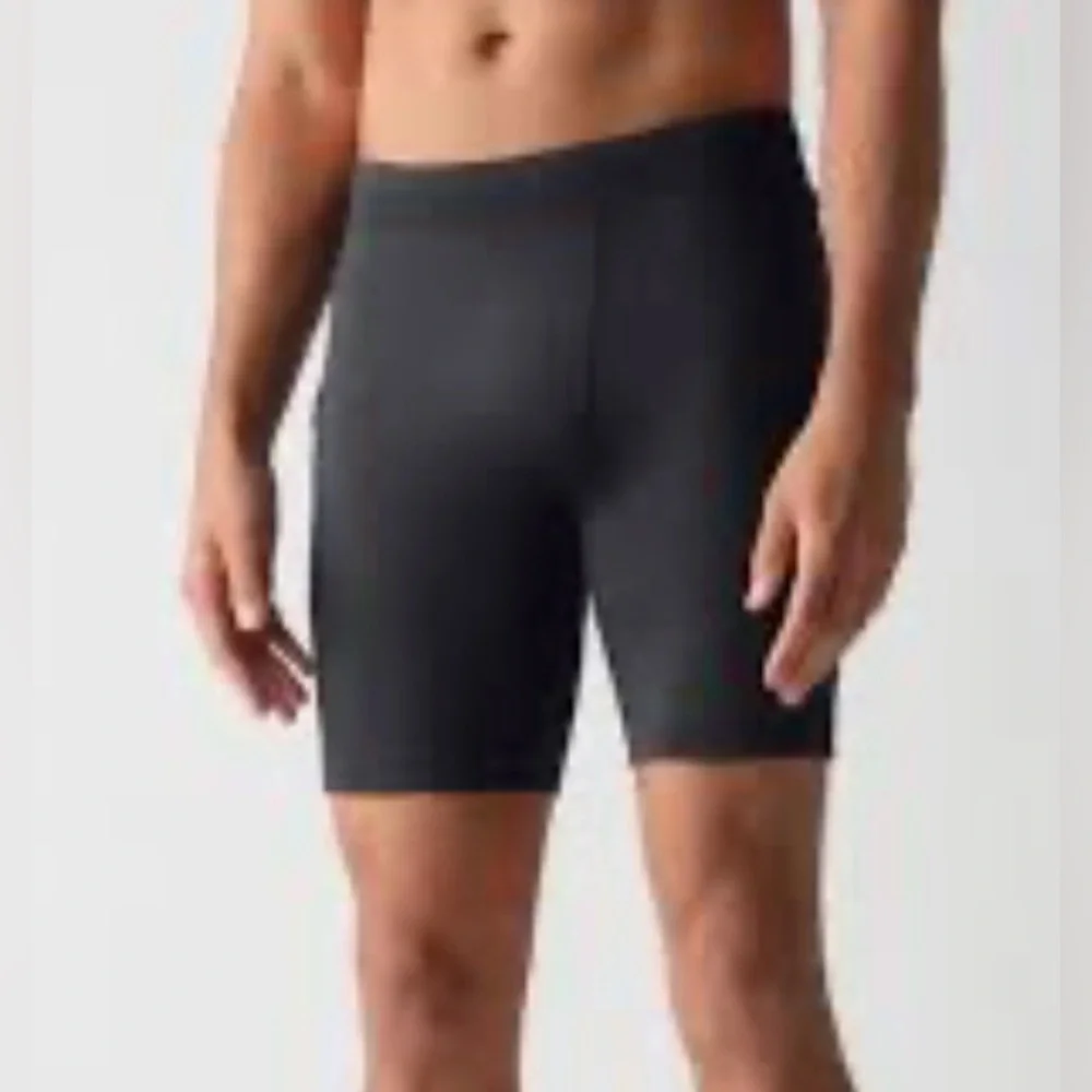 NWT Rhone elevation compression Mens Black shorts XXL $98